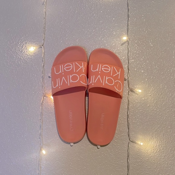 Calvin Klein slides - Picture 3 of 4